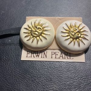 New clip earrings by Erwin Pearl